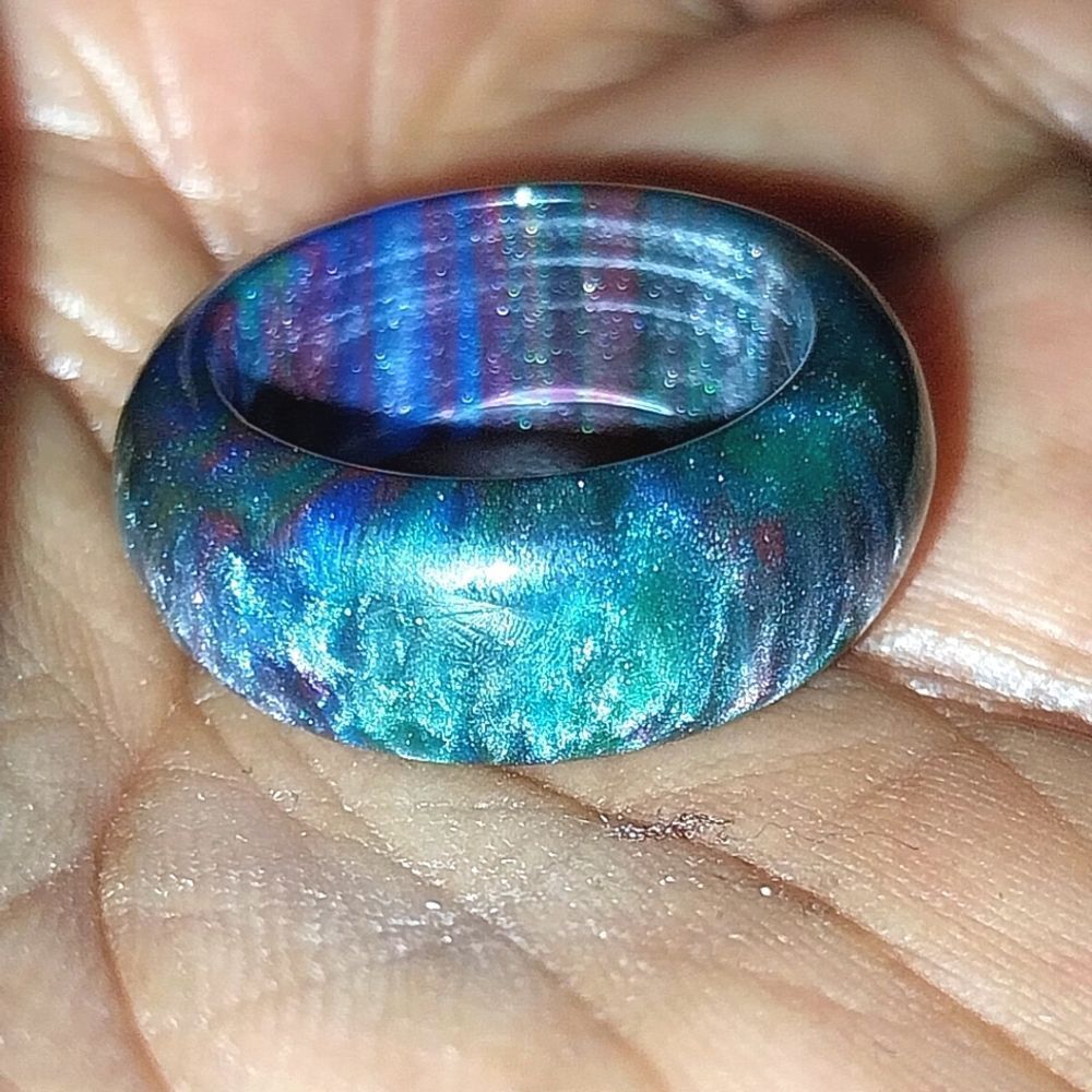 Iridescent Blue-Green Women's Ring sz 5